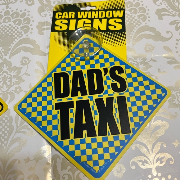 New Set of 2 “Dad On-Board” “DAD’S TAXI” Car Window Signs - Picture 4 of 5